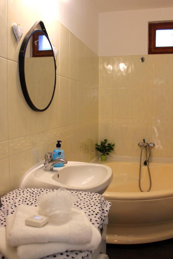 Elizabet Home Apartman Oradea Luaran gambar